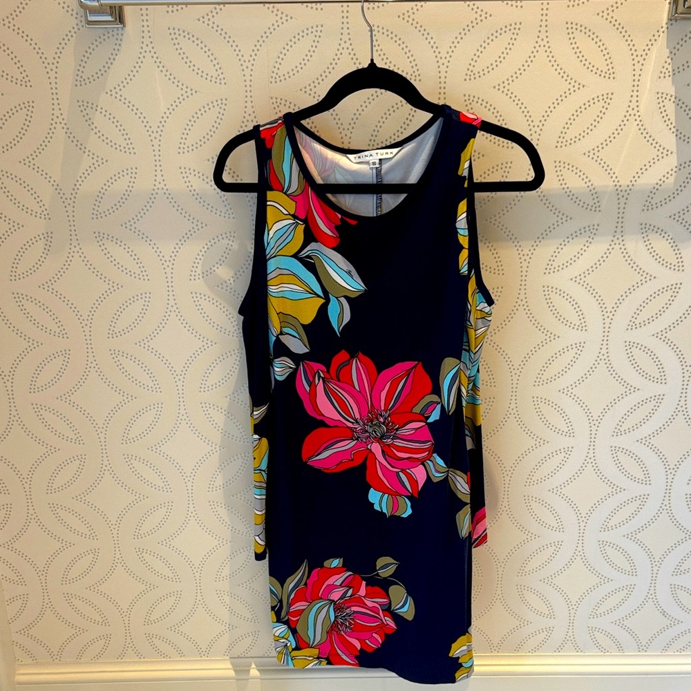 Trina Turk Size Small Mini Long Sleeve Cold Shoulder Dress 🌸 Super Flattering!